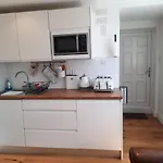 Woodside Annexe