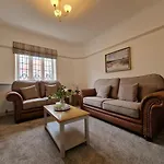 Dysa South Clifton Cottage