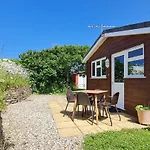 Little Oaks Chalet - St. Merryn, Padstow