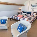 Stables Croyde | 4 Bedrooms / Sleeps 8 | Sea & Beach Views