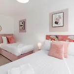 Everton Valley House - Air Host & Stay - Close To City Centre