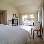 Worthy House