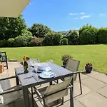 6 Coedrath Park - Swn Y Mor