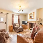 Host & Stay - West Street Cottage