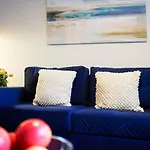 Charming 4-Bed Townhouse On South Cliff