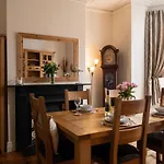 Beautiful Townhouse On The Great Orme, Llandudno Pet Friendly