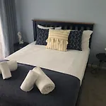 Newquay Holiday Home