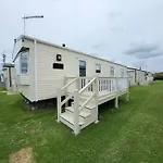 Trieste 3Bed Close To Beach, Seaview Caravan Park