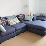 Lovely Spacious Bright Apartment Close To Falmouth Centre