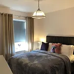 Ten Streets Bed & Breakfast