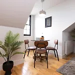 Joivy Luxury Flat Near Edinburgh Castle