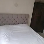 Studio Room With Ensuite