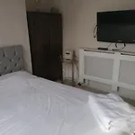 Studio Room With Ensuite