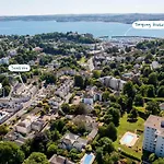 Seaesta- Luxury Family Home, Short Walk To Harbour