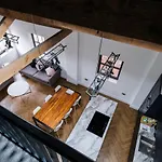 The Eden Warehouse - Green Apartment, Sleeps 5