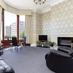 Heyhouses Holiday Residences - Porritt Apartment