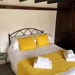 Award Winning Pet Friendly Paddock Cottage