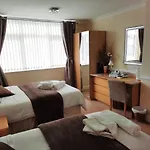 Surrey House Hotel