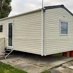 Remarkable 3-Bed Static Caravan In Seawick Holiday