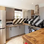 Boho Chic Apartment, Hove - Artists Corner