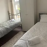 Inviting 3-Bed House In Lowestoft Near The Beach