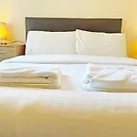 Balin Helmshore Hotel