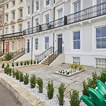 Host & Stay - The Royal Hideaway