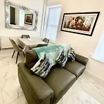 Ballycastle Town Centre Studio Apartment