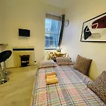 City Studio Flat West Toll Cross