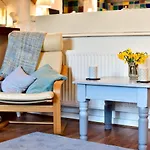 Pass The Keys Charming Fisherman'S Cottage With Stunning Sea Views