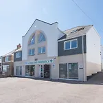 7 Trevose House, St Ives