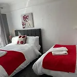H &P Accommodation