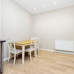 Joivy Family Flat Near Leith