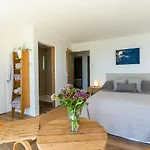 Finest Retreats - Avalon Sea Views