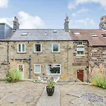 Esklets Cottage