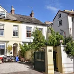55 Queen Street