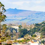 Rutland Heights - Majestic Headland Setting With Sea Views