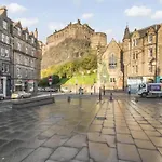 Grassmarket View Suites