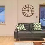 Modern & Central, Perfect Beach Getaway- 2Min Walk