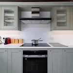 Corner Cottage