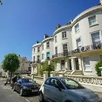 Brunswick Bijou - By Brighton Holiday Lets