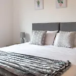West Sands - Donnini Apartments