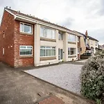 West Sands - Donnini Apartments