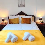 Cosy 2 Bedroom Apartment In The Heart Of Edinburgh - Excellent Location