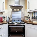 Pass The Keys Wonderful 3Br Townhouse Top Location Cafes