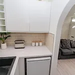 19 Cherry Park