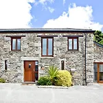 Ash Barn, Swanpool
