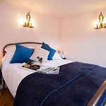 Luxury Accommodation Poole - The Guildhall Chambers