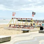 Vitamin Sea Beachfront Apartment Ramsgate - Sleeps 4