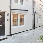 Host & Stay - Grumbles Cottage